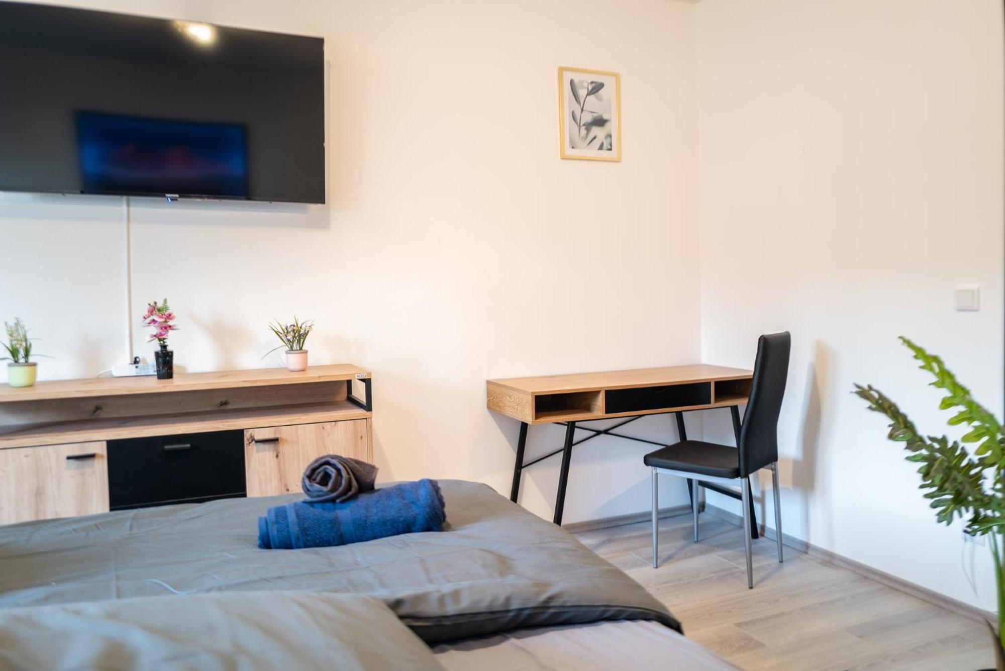 #412 Komfortable, Stilvolle Wohnung Fuer 6 Personen Mülheim an der Ruhr Exteriör bild