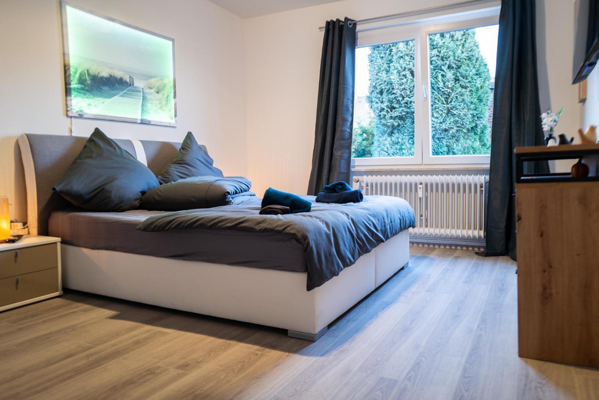 #412 Komfortable, Stilvolle Wohnung Fuer 6 Personen Mülheim an der Ruhr Exteriör bild